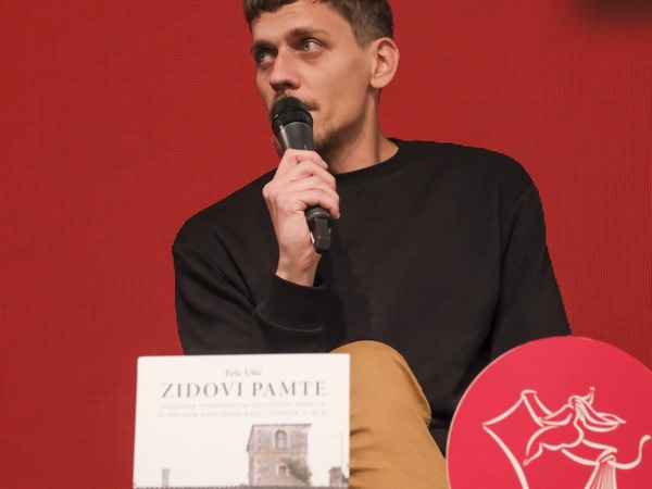 30th Fair(y) - Eric Ušić: Zidovi pamte; Eric Ušić ©Milomir Kovačević Strašni