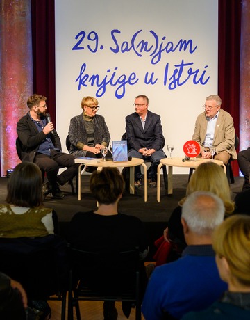 I TO JE BIO PROFESOR BERTOŠA Nakon što mu je u računalu nestala već gotova knjiga od 300 stranica, odmah je počeo pisati novu, večeras predstavljenu