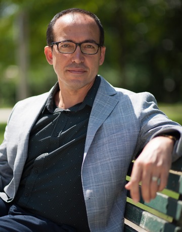 Burhan Sönmez: 'Teško me ranila policija, u isto vrijeme sam i osuđen, i onda sam se našao u egzilu'